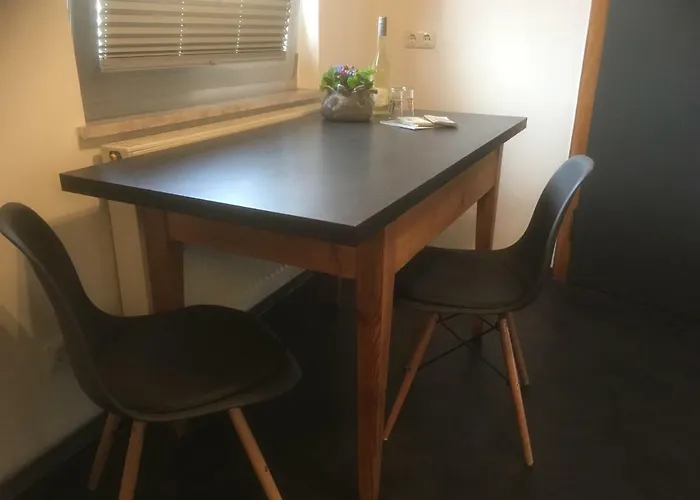 In De Goldisch Luft 아파트 *